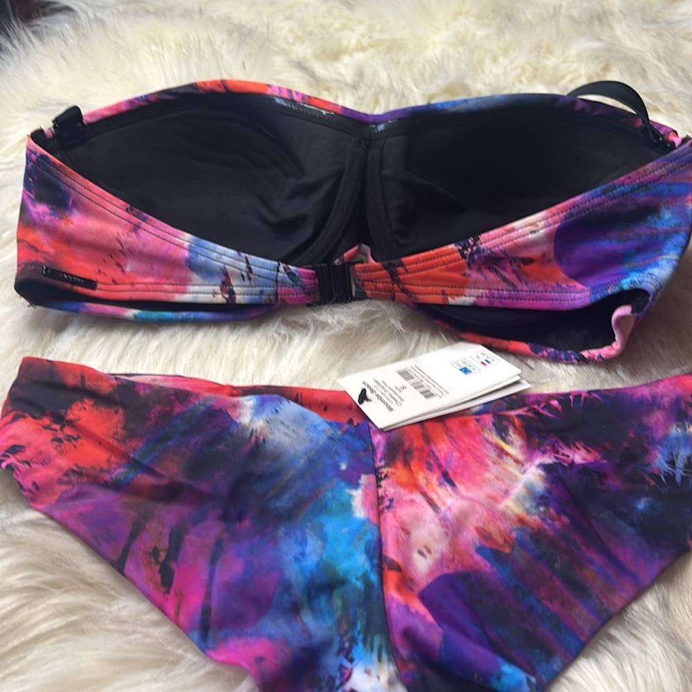🆕 Sapph Beach 
  2 piece Top medium with push up 
Bottom Size small - Picture 5 of 8